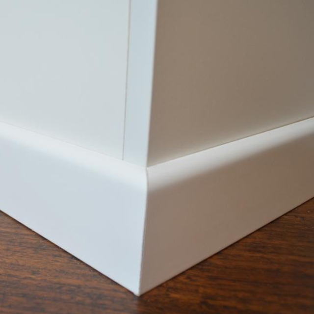 BATTISCOPA PVC LISCIO &quot;FLESSIBILE&quot; MT 2